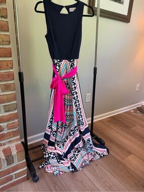 Eliza J Navy and Hot Pink Maxi Dress with Printed Skirt